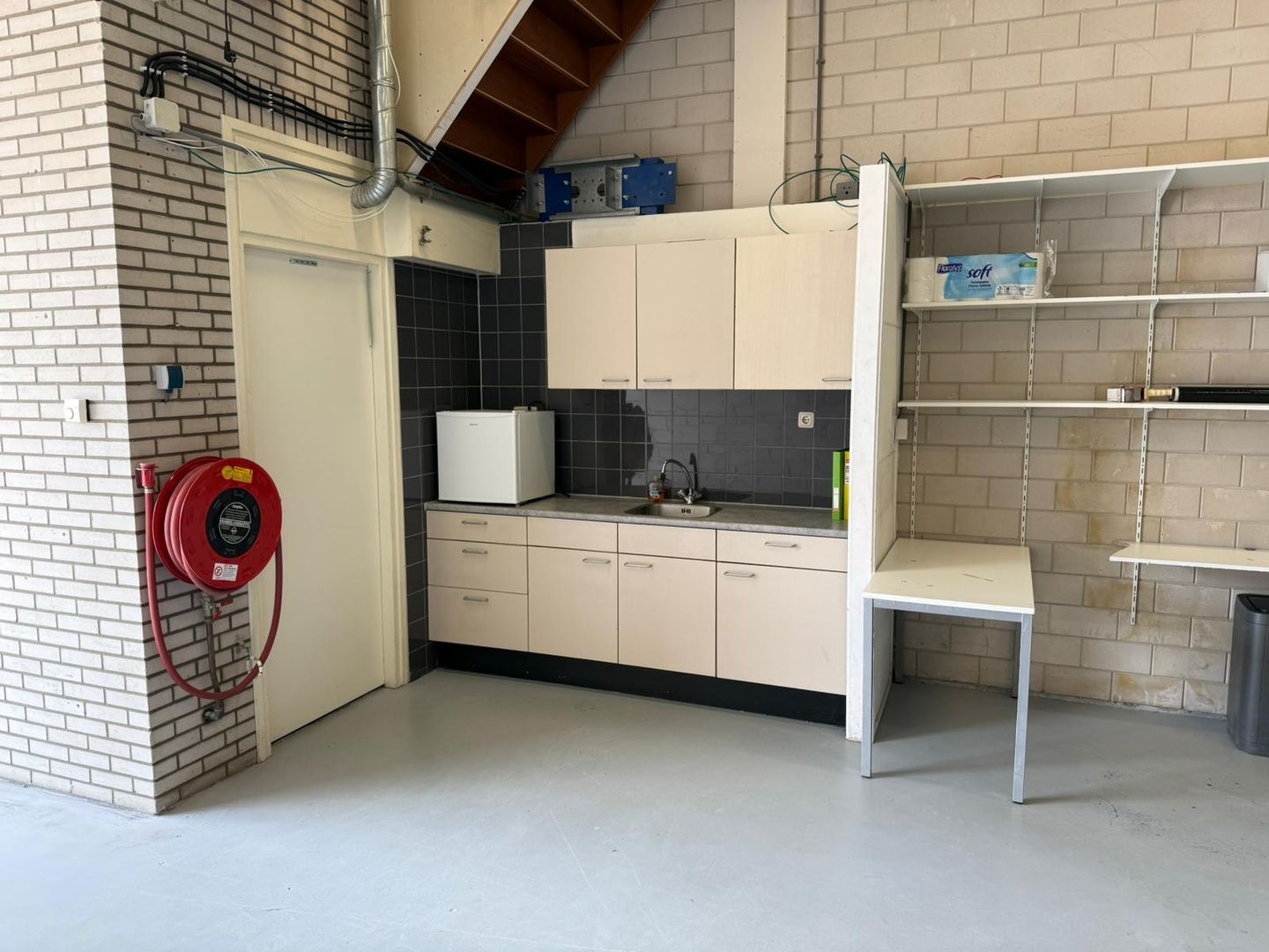 Bekijk foto 4 van Laan van Waalhaven 139-A