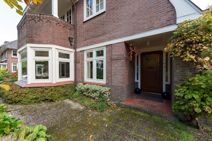 Foto 2 van Van Renesselaan 11