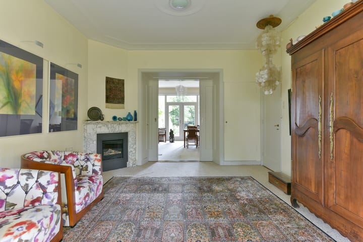 Foto 10 van Van Renesselaan 11