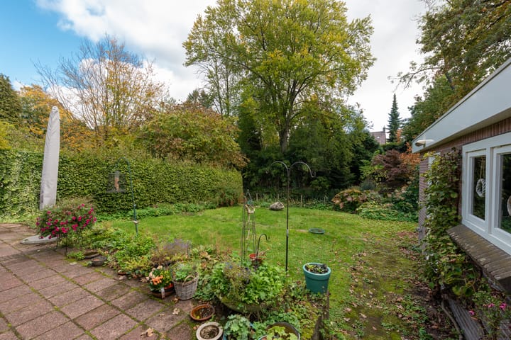 Foto 25 van Van Renesselaan 11