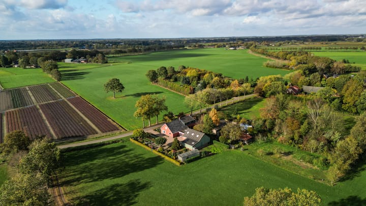 Foto 37 van Mereltjesstraat 12