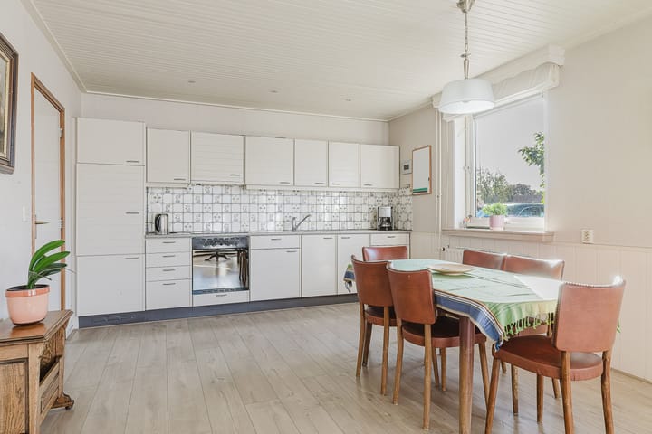 Foto 12 van Mereltjesstraat 12