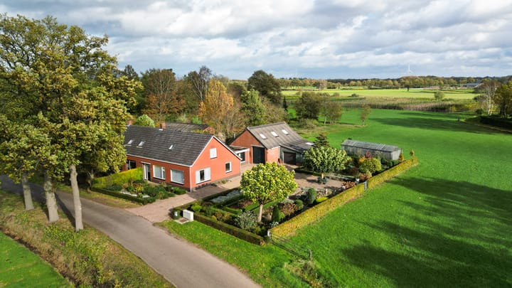 Foto 35 van Mereltjesstraat 12