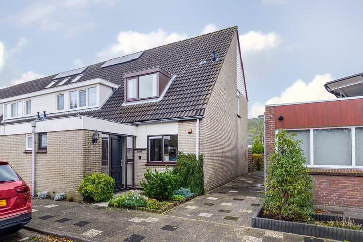 Photo 44 of Margrietlaan 4