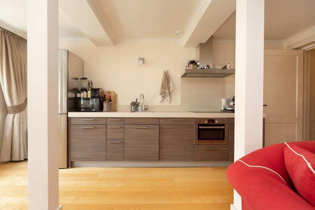 Photo 7 of Noordeinde 62-D