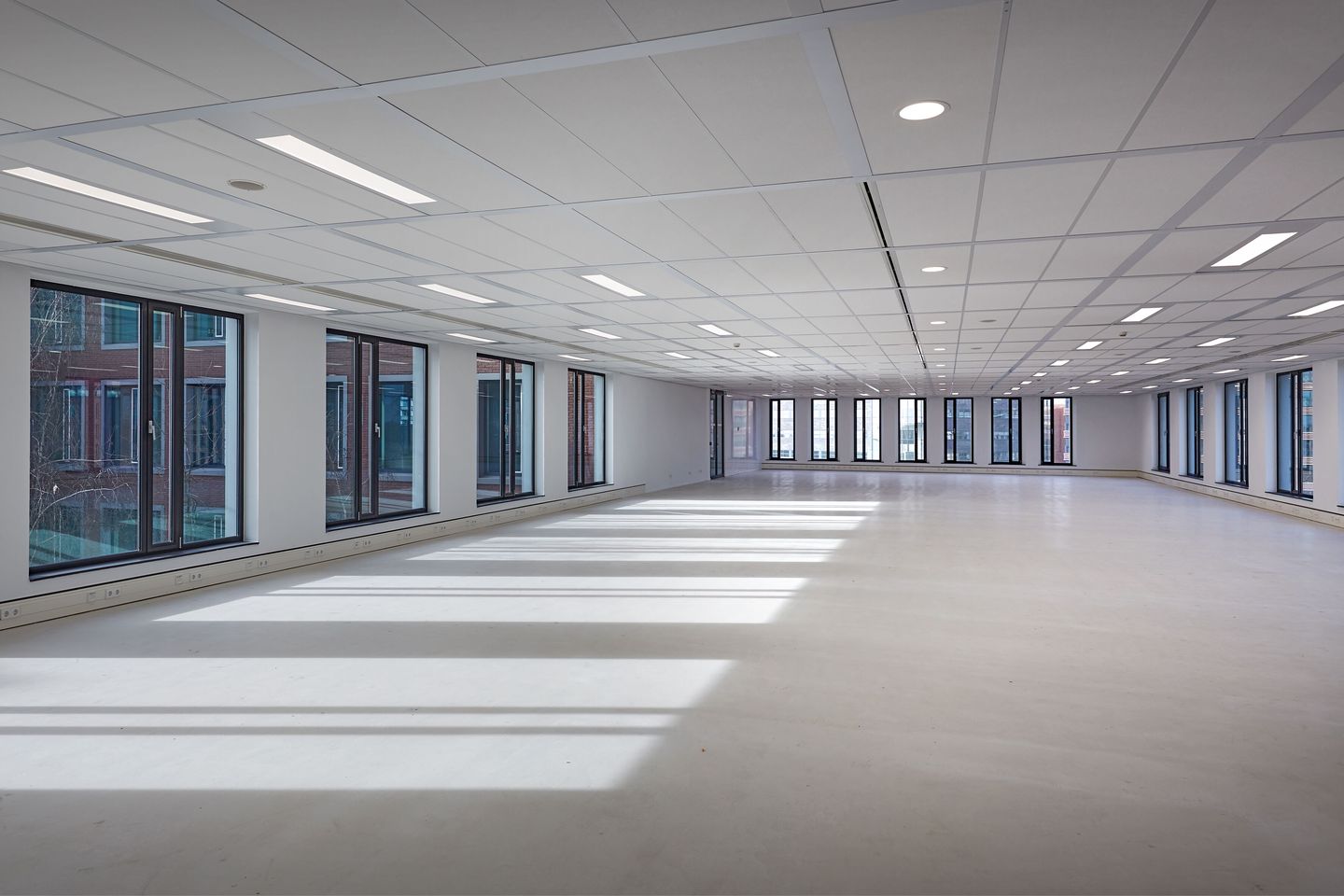 View photo 5 of Willemsplein 2-4