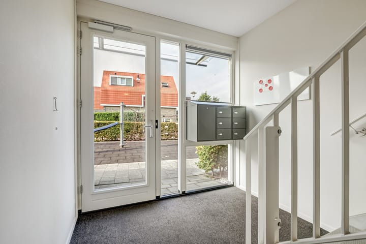 Photo 7 of Zwedenstraat 28