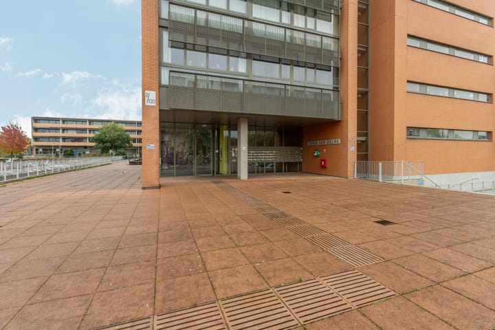 Photo 24 of Abe Lenstrahof 12