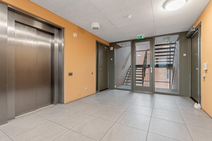 Photo 22 of Abe Lenstrahof 12