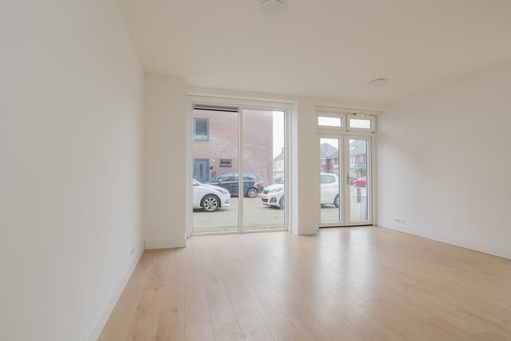 Photo 9 of Doelmanstraat 34-B