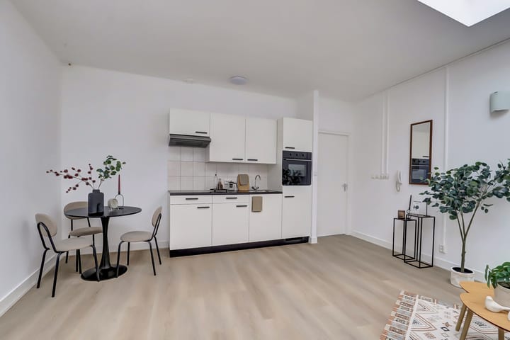 Foto 5 van Johannes Uitenbogaertstraat 21-G