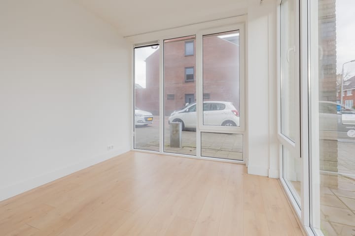 Photo 18 of Doelmanstraat 34-B