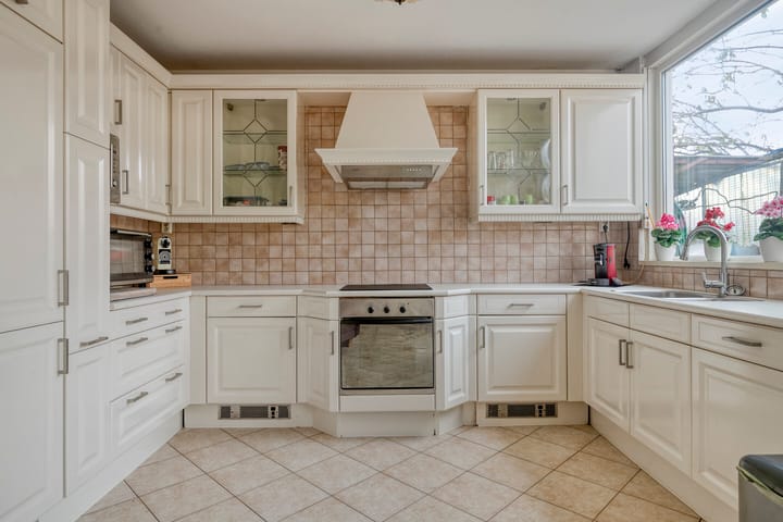 Photo 11 of De Heraut 24