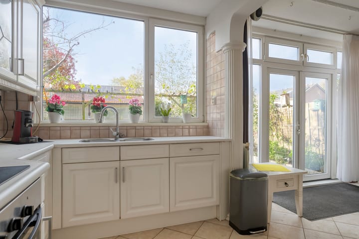 Photo 12 of De Heraut 24