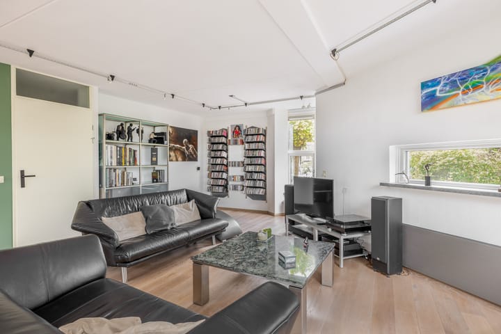 Foto 2 van Couperinstraat 1