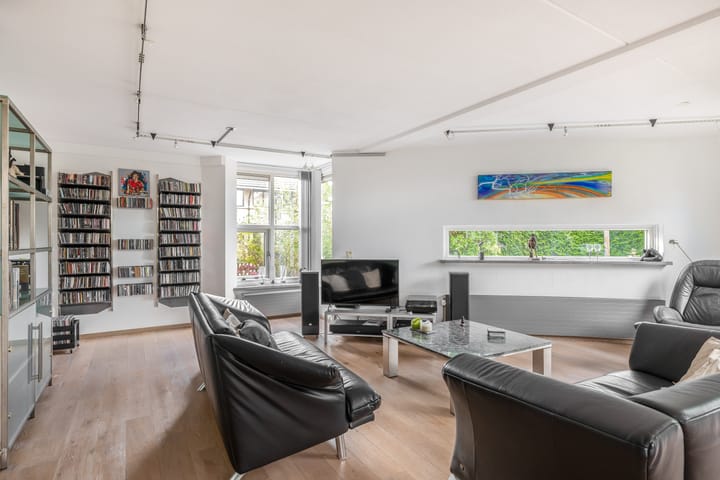 Foto 16 van Couperinstraat 1