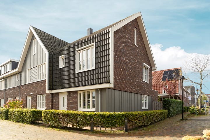 Foto 10 van Charles Wilsonstraat 15