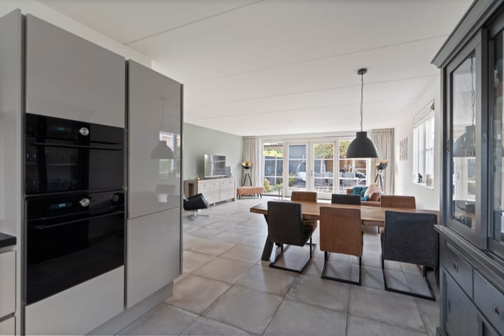 Foto 25 van Charles Wilsonstraat 15