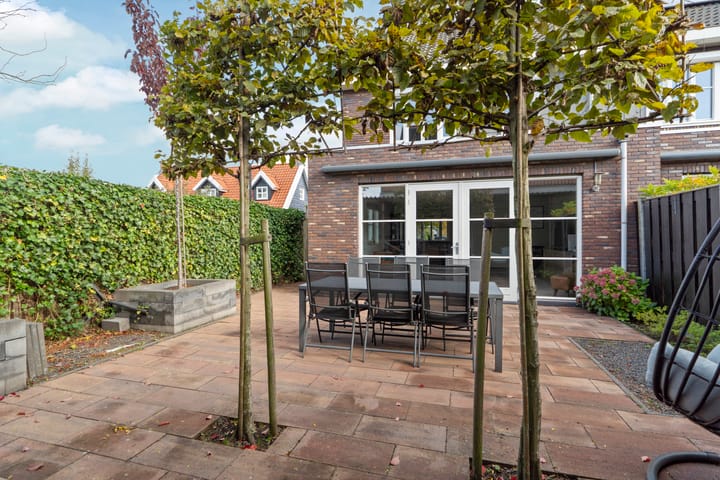 Foto 42 van Charles Wilsonstraat 15