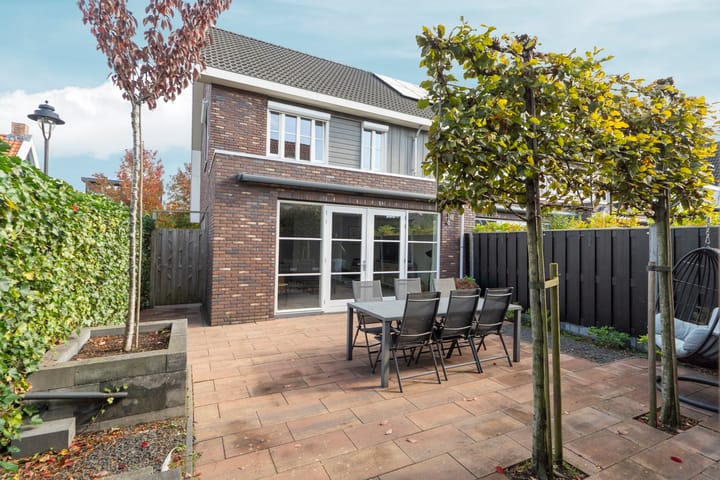 Foto 45 van Charles Wilsonstraat 15