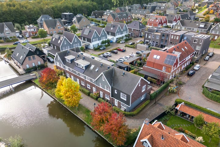 Foto 48 van Charles Wilsonstraat 15