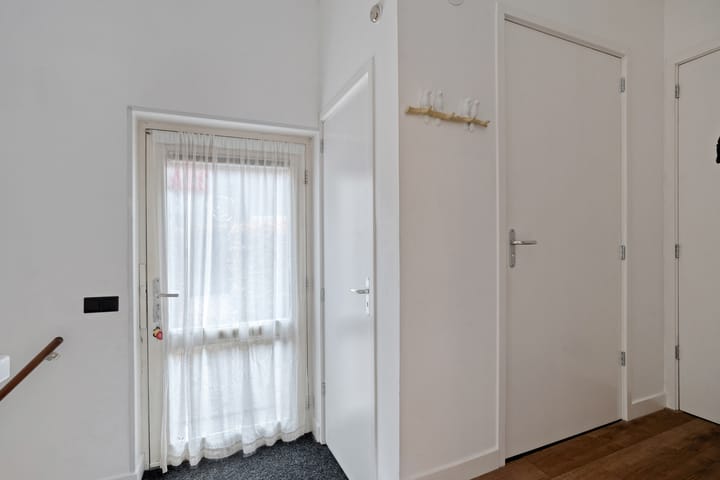 Photo 4 of Kerkplein 32-A