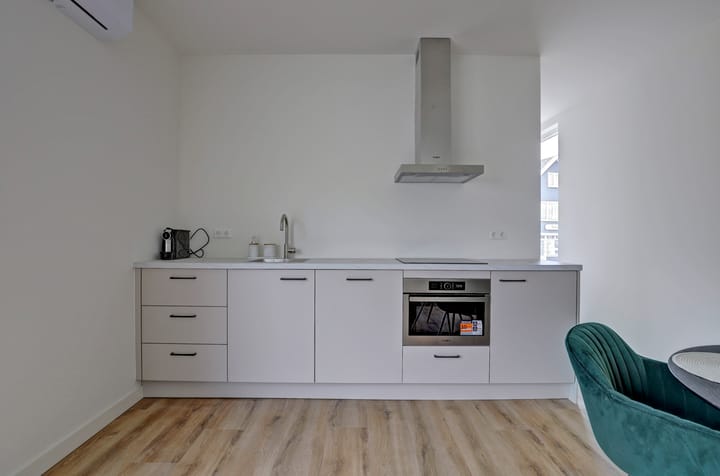 Photo 10 of Westwal 3