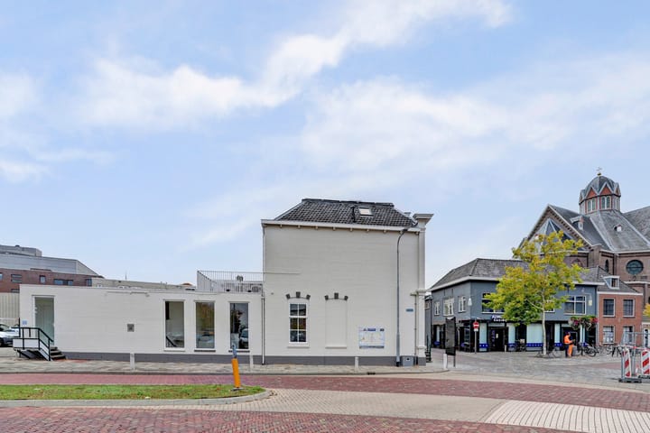 Photo 19 of Westwal 3