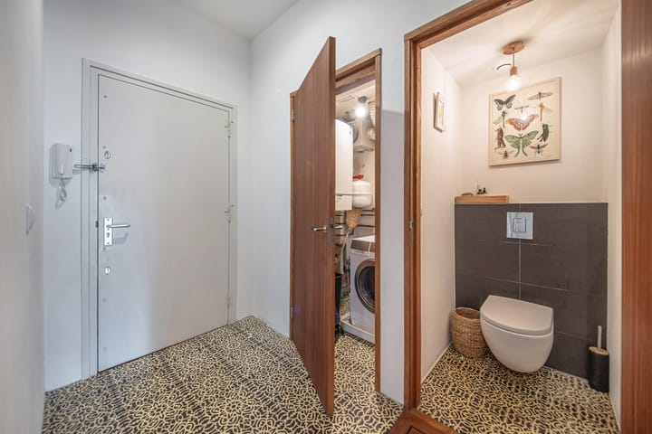 Photo 12 of Eerste Van der Helststraat 1-E