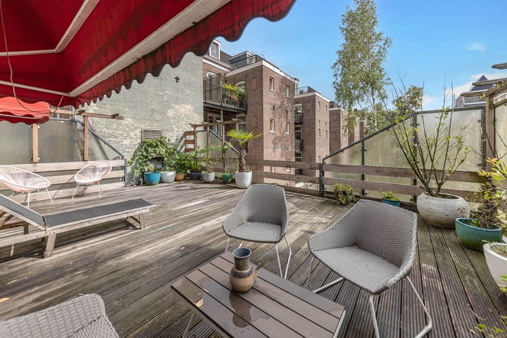 Photo 21 of Eerste Van der Helststraat 1-E