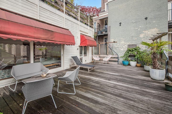 Photo 24 of Eerste Van der Helststraat 1-E