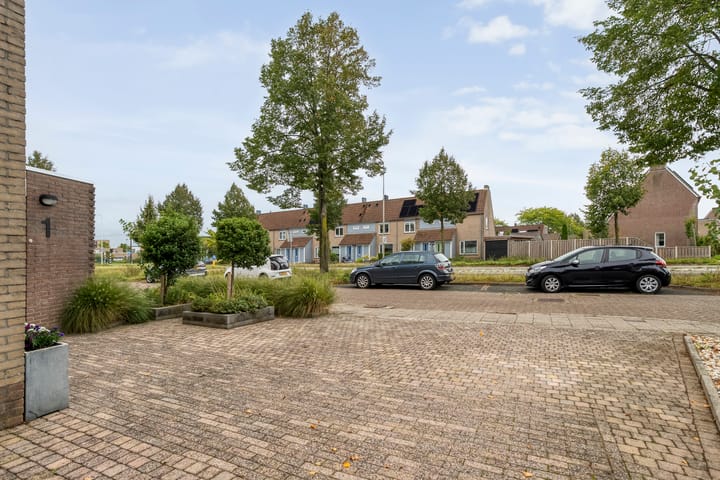 Photo 32 of Oldeneelallee 1