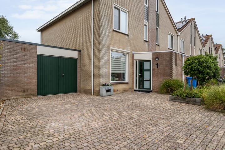 Photo 33 of Oldeneelallee 1