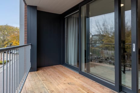 Dam 1-B02 secondary image