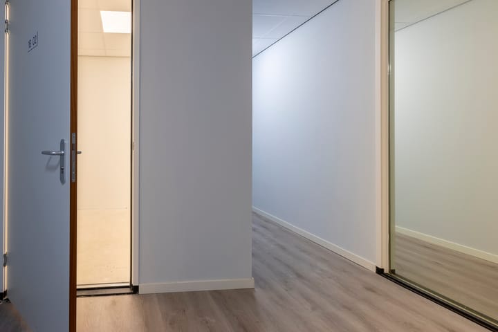 Foto 32 van Dam 1-B02