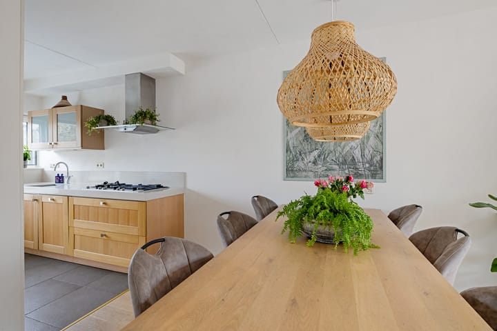 Foto 15 van Regenboog 24