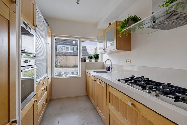 Foto 16 van Regenboog 24