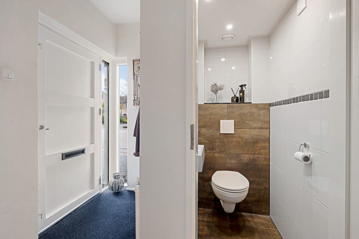 Foto 21 van Regenboog 24