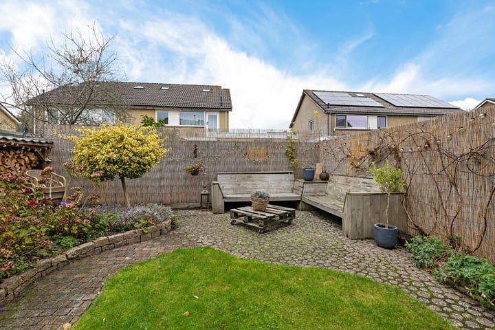 Foto 38 van Regenboog 24