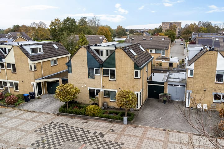 Foto 40 van Regenboog 24