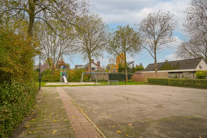 Foto 40 van Kortenaerstraat 64