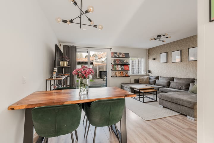 Foto 2 van Lijsterbesoord 10