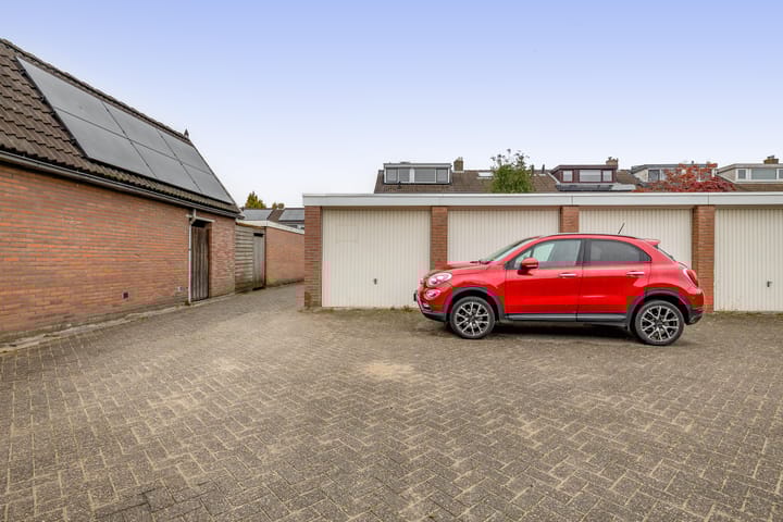 Foto 33 van Merelstraat 2