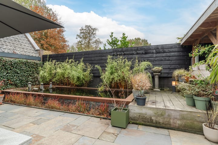 Photo 56 of Piet Mondriaanstraat 23