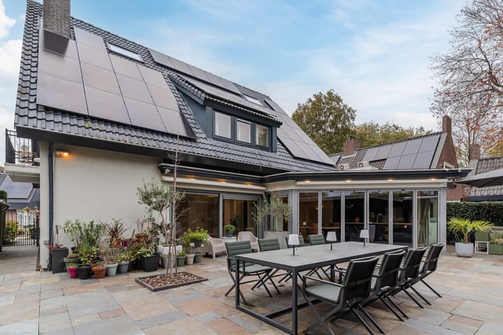 Photo 68 of Piet Mondriaanstraat 23