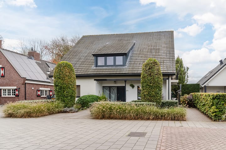 Photo 71 of Piet Mondriaanstraat 23