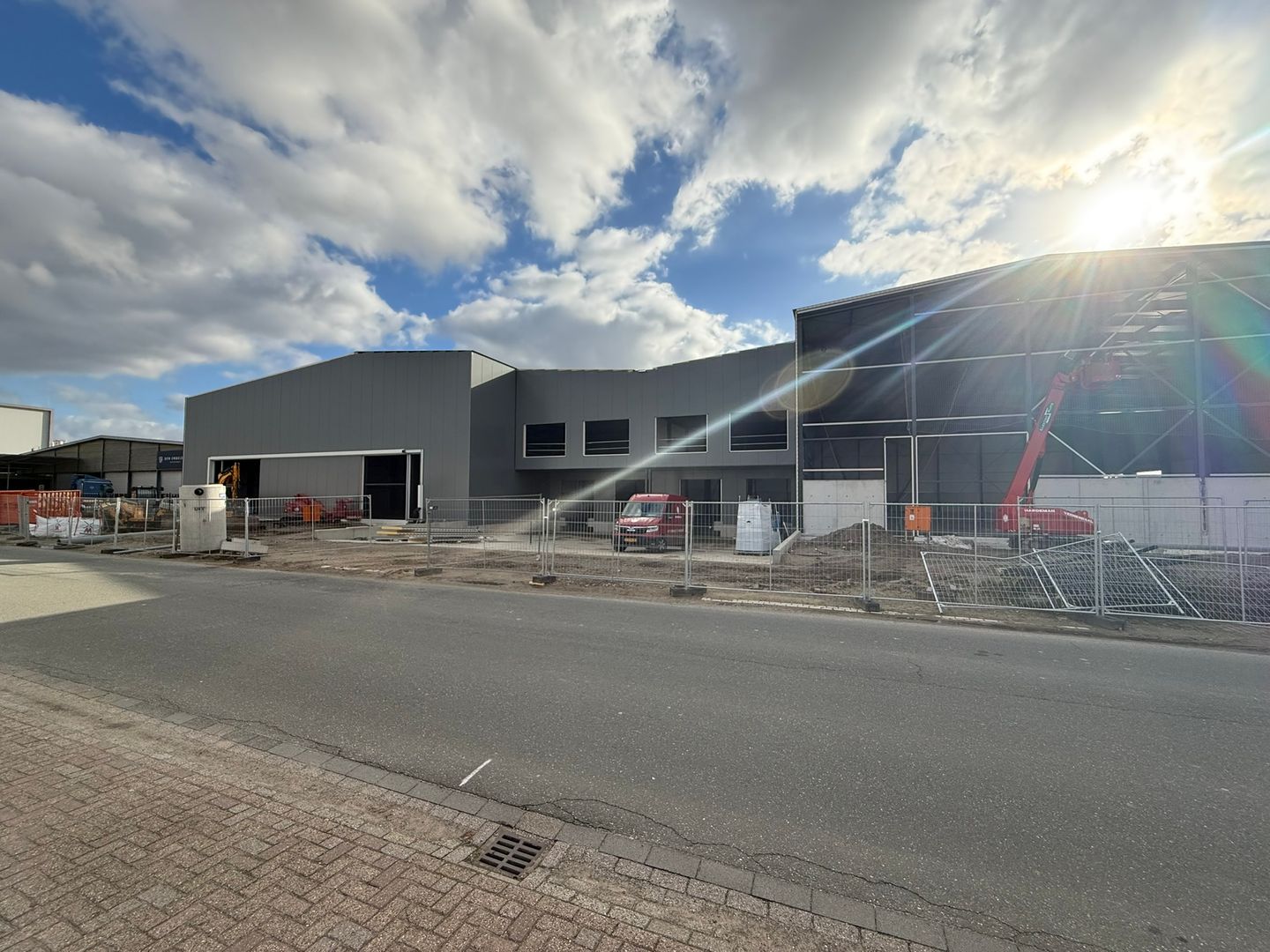 Bekijk foto 1 van Sir Rowland Hillstraat 11