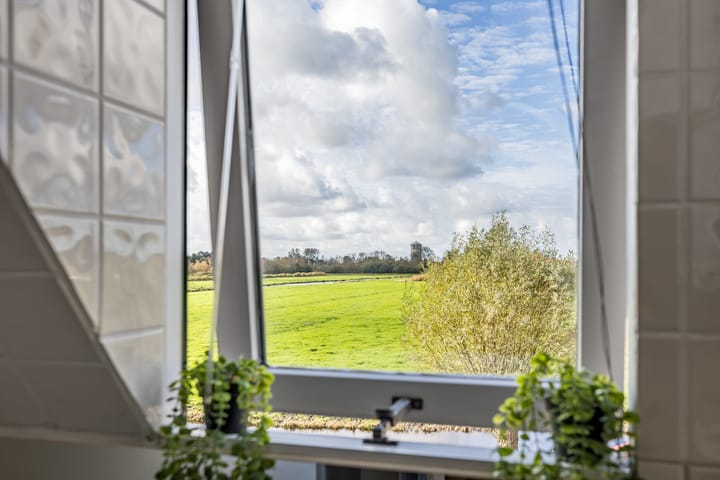 Photo 33 of Middel 78