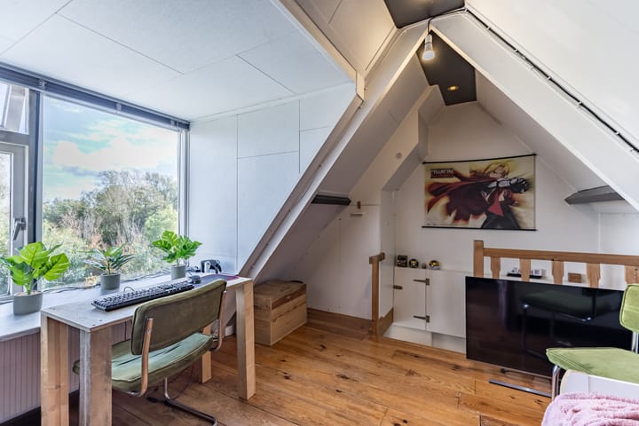 Photo 37 of Middel 78