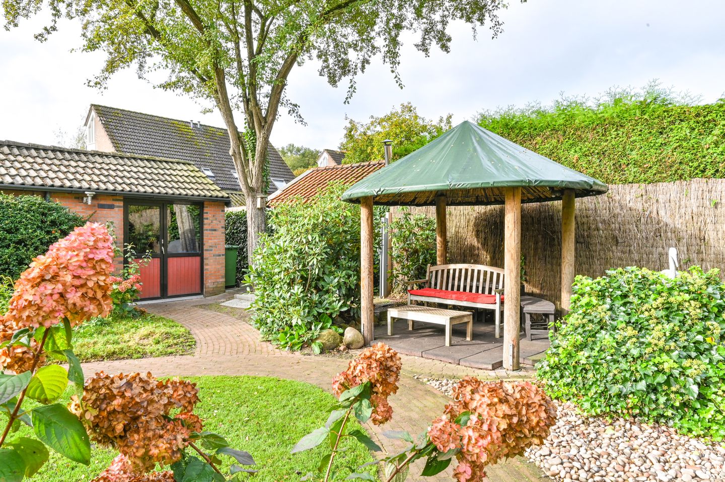 Foto 64 van Valtherweg 46